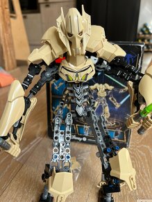 LEGO 75112 Star Wars Lord Grievous - 2