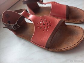 Kožené sandály 21,3 cm - 2