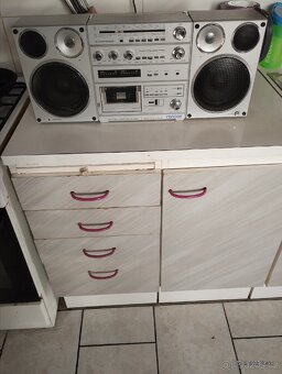 PRODEJ RADIOMAGNETOFONU - 2