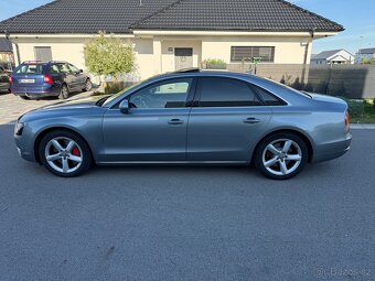 AUDI A8 4:2 FSI R.V 2012 Quattro pěkný vzhled top stav - 2