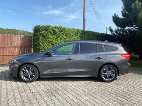 FORD FOCUS 1,5 TDCI ST-LINE / ZÁRUKA / 2020 - 2