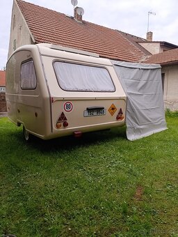 Karavan Polák n 126 - 2