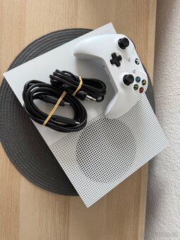 XBOX ONE S 1TB TOP STAV - 2
