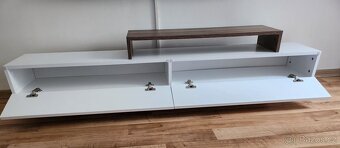 Obyvací stěna - 2