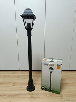 Prodám 2 ks venkovní zahradní stojací lampa - 2