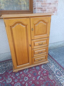 Rustikální komoda se zásuvkami - vyšší . - 2