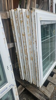 Okno PVC - 1070x1350 mm - STARŠÍ - 5 KS - 2