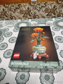 Lego chysanthemum - 2