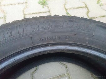 Letní pneu 225/55 r19 99v Michelin - 2