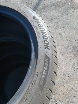 235/45R18 - 2
