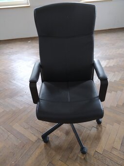 Kancelářské křeslo - 2