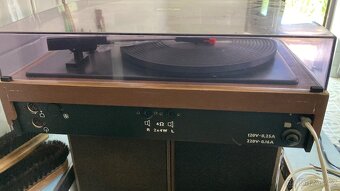Gramofon Tesla + 2 reproduktory - 2