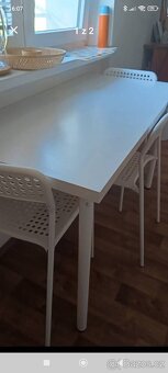 bily stul + 3 zidle IKEA - 2