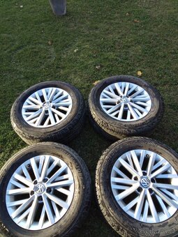 16 VW alu kola VW T- Roc, Tiguan, Golf, letní pneu - 2
