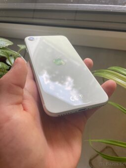 iPhone SE 2020 64GB White – plně funkční - 2