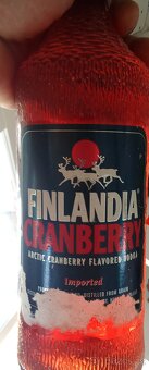 Prodám zběratelskou láhev alkoholu - 2