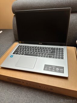 Notebook Acer Aspire 3 (A315-35) - top stav - záruka - 2
