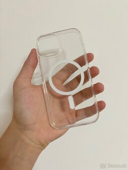 Kryt s MagSafe na iPhone 15 - 2