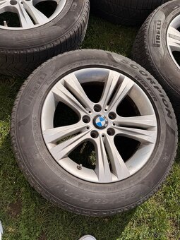 Kola r17 Pirelli 215/65 r17 zimní - 2