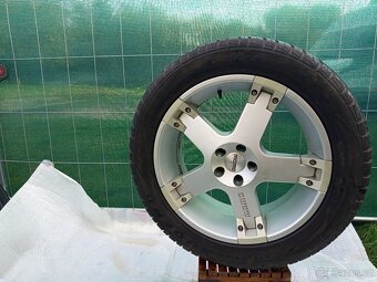 S14 Momo Storm Obuté Extrémní kola 5x112 r12 - 2