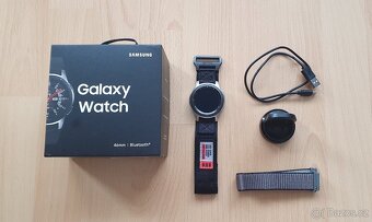 Samsung Galaxy Watch, pěkný stav, včetně bezdrátové nabíječk - 2
