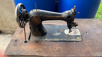 Šicí stroj Singer - 2