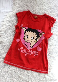 trička a mikiny, ceny a fota uvnitř  cca - 2