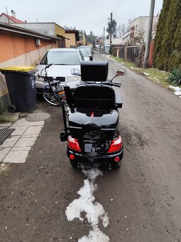 Zánovní elektrický vozík pro invalidy a nemohoucí - 2