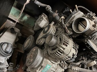 Motor 1.8 turbo AGU - 2