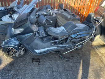 Suzuki burgman 250 - 2