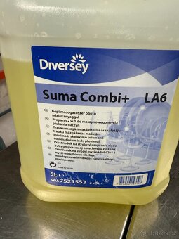 Mycí a oplachový prostředek - 2