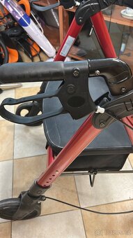 Chodítko XXL Rollator do 200kg - 2