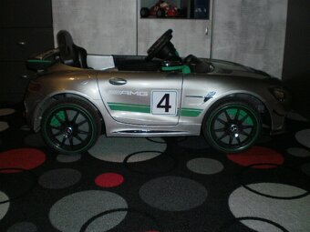 dětské elektrické autíčko - 2