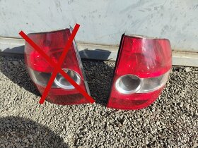 Zadní světlo, výztuha Fox - 2