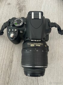 Nikon D3100 - 2