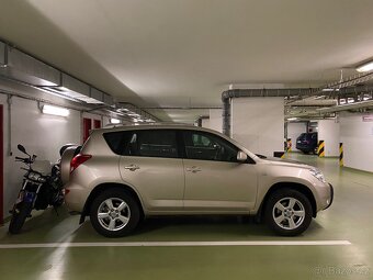 Toyota RaV, 2.0 VTT-i - 2