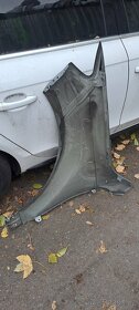 Pravy predni blatnik audi Q7 4L - 2