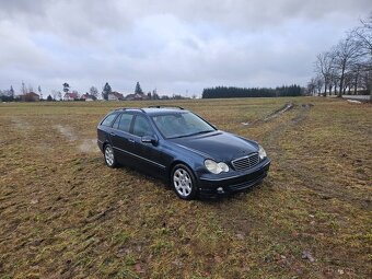 Mercedes Benz C220 CDI,110 kw,r.v.2005,tempomat,digitalni kl - 2