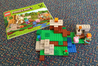 Lego Minecraft 21123 - The Iron Golem. - 2
