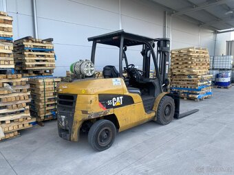caterpillar GP55NT 5,5t - 2