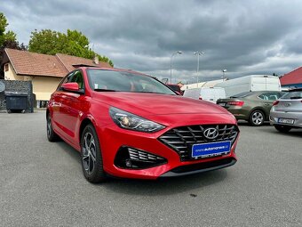 Hyundai i30 1.5i 81 KW - CZ - - 2