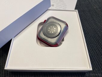 NOVÉ Apple Watch Series 7 45mm Product(RED) GPS - 2