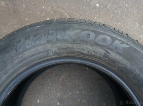 235/60R16 - 2