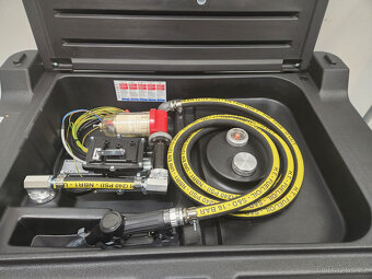 Mobilní nádrž na benzín CARRY TANK 330 litrů, 12V, 230V ATEX - 2