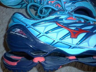 MIZUNO - běž.boty - 2