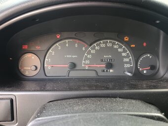 Hyundai Trajet - 2