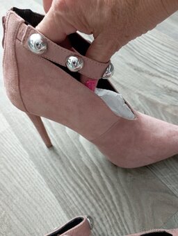 Prodám dámské nové lodičky - 2