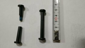 Náhradní šroub pro roztahovací brusle Tempish Expanze - 2