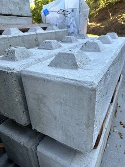 betonové bloky - 2
