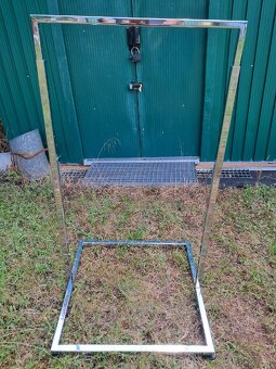 Stojan na oděvy - 2